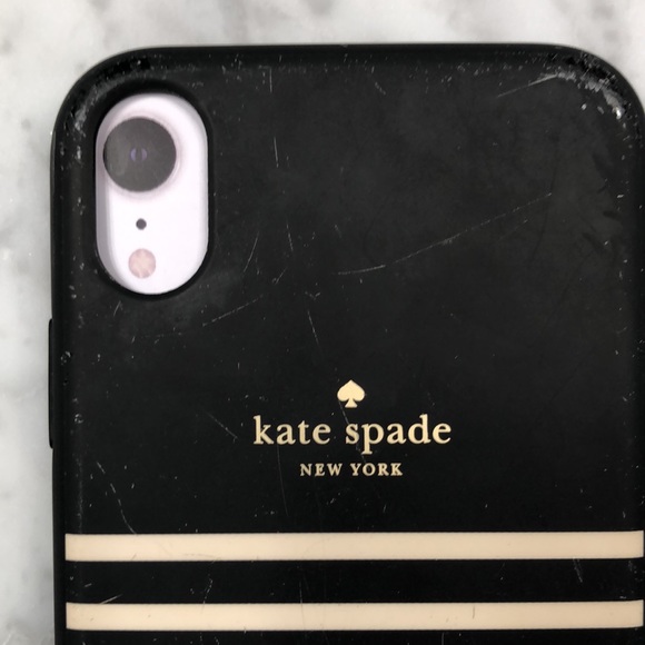 Kate Spade iPhone XR phone case - Picture 3 of 5